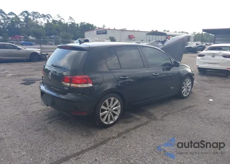 2013 Volkswagen Golf 2.0L Tdi 4-Door z USA, uszkodzony, nr VIN WVWNM7AJ0DW135492